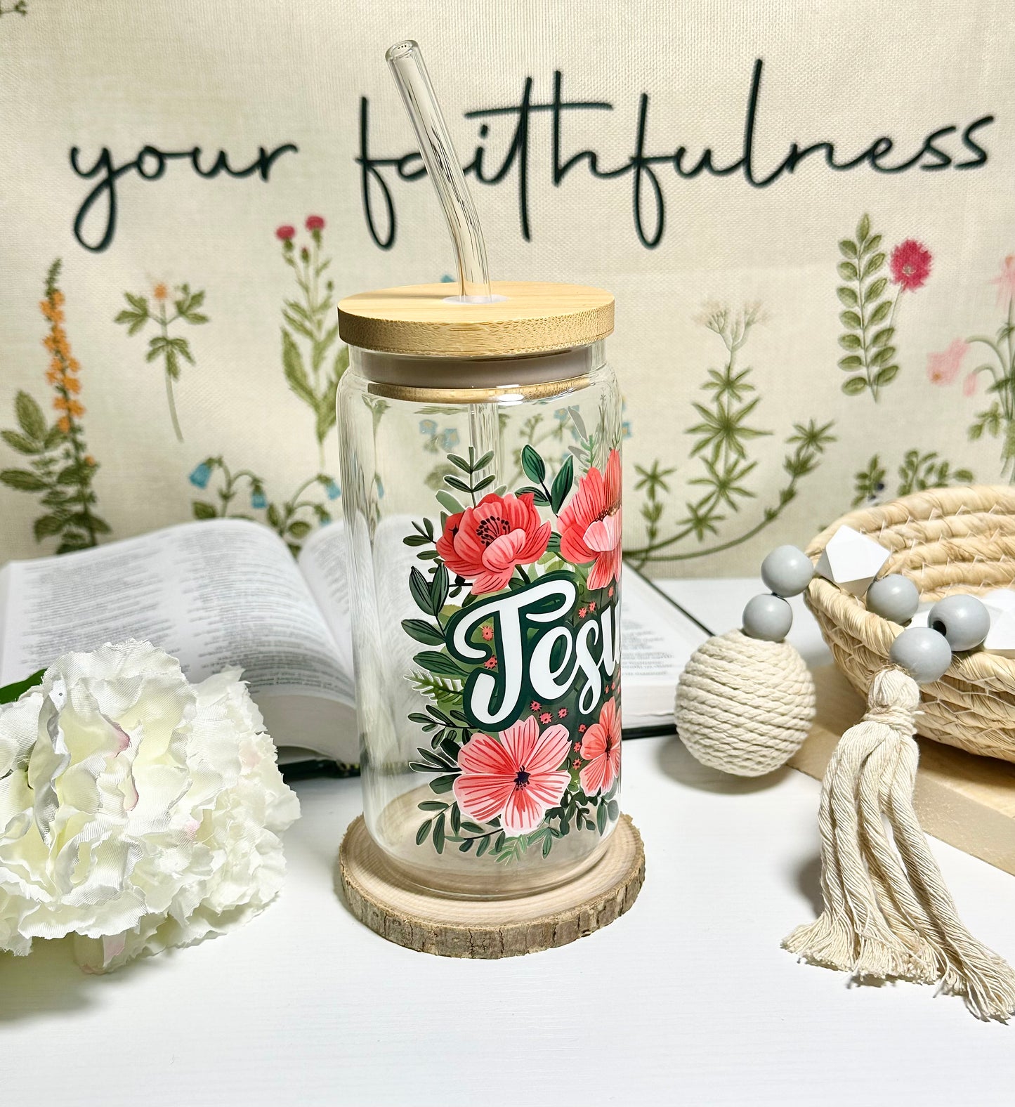 Jesus Floral Glass Cup – 16 oz 🌸