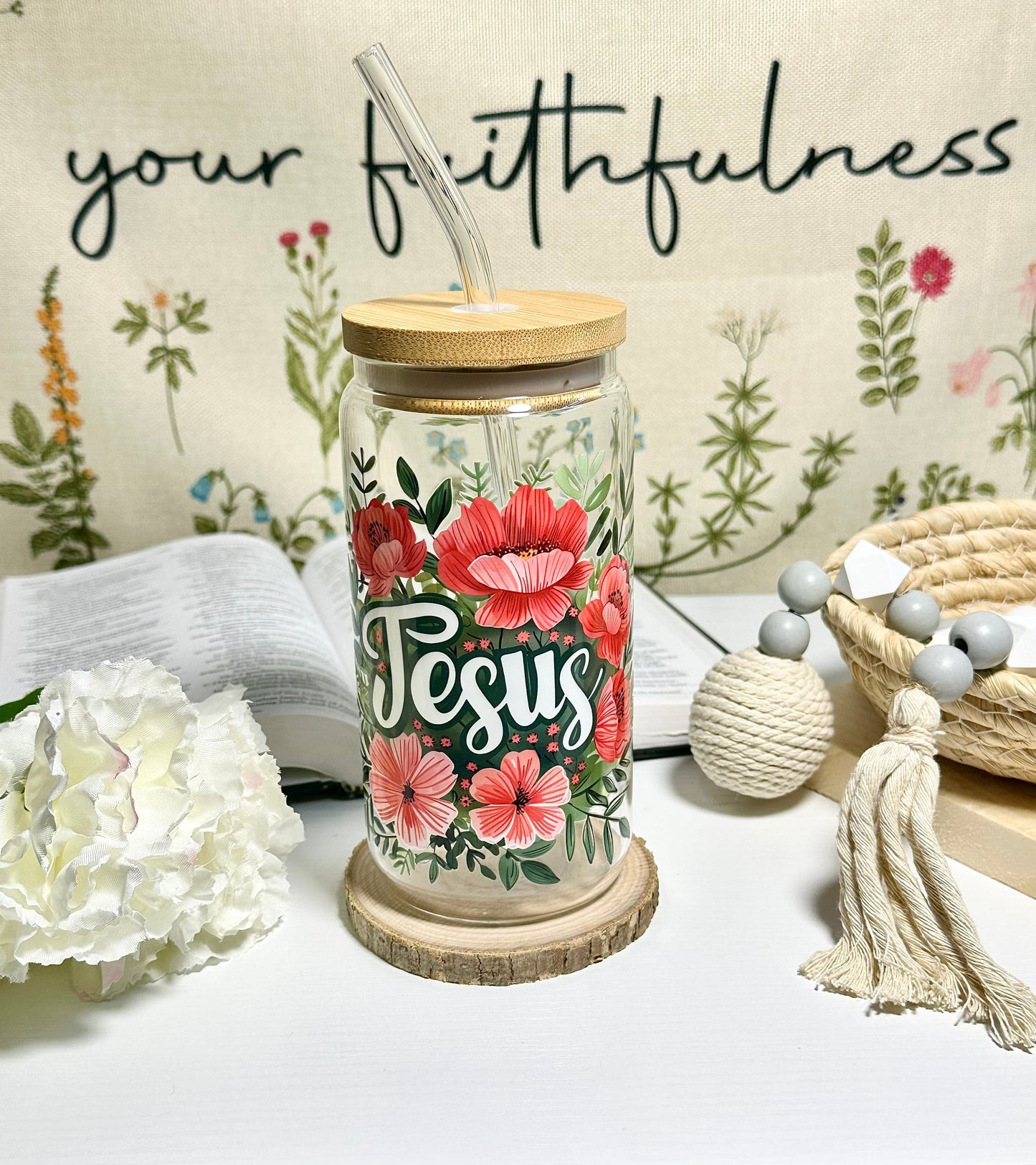 Jesus Floral Glass Cup – 16 oz 🌸