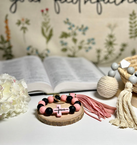 Jesus Beaded Wristlet Keychain – Pink & Black 🩷🖤